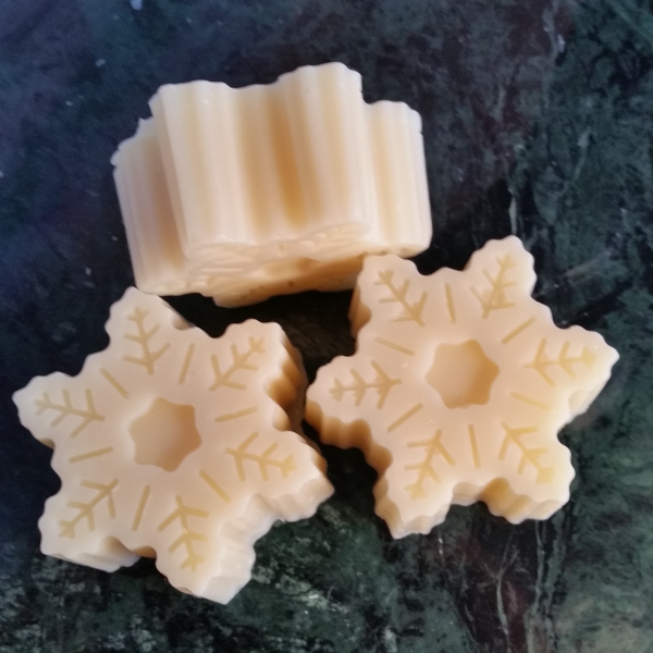 Curly tails Mint and Tea Tree